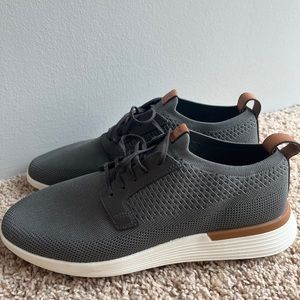 MENS SWIFTKNIT™ DERBY Wolf and Shepherd hybrid dress shoes